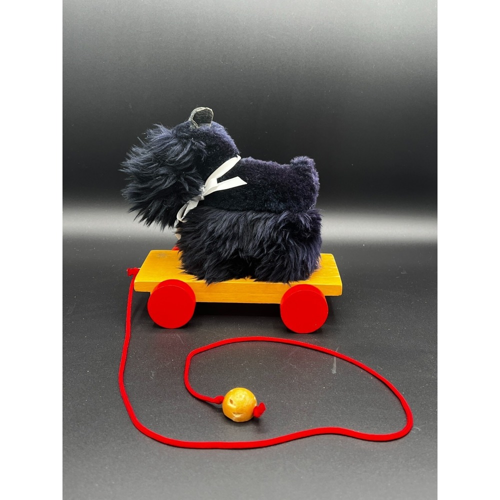 VTG Folk Art Figurine Scottish Terrier Dog Pull Toy